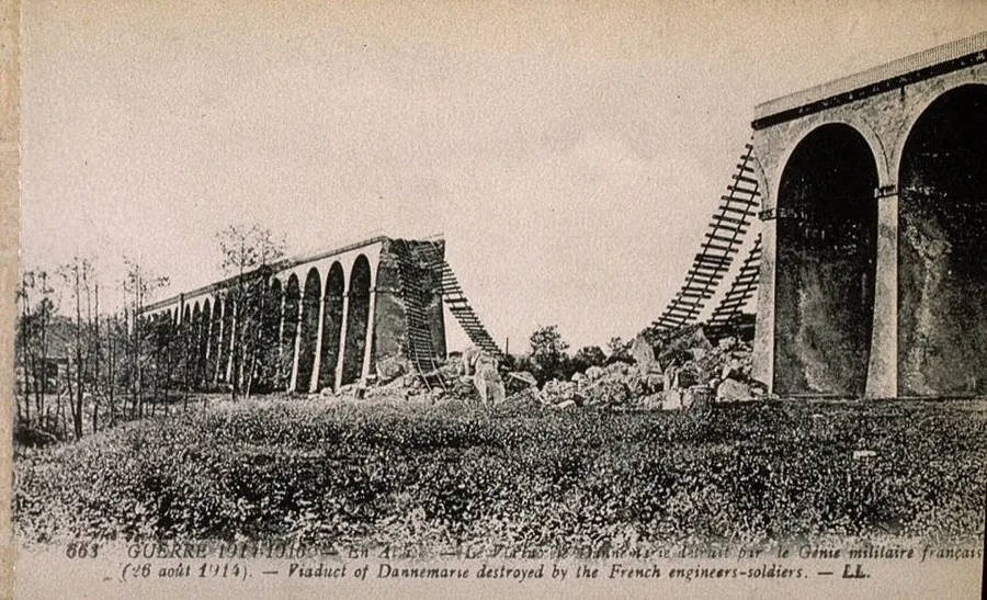 Sujet : Dannemarie DANNEMARIE 1914-1918, Bombardement Appartient à l’ensemble documentaire : BNUStr003 Appartient à l’ensemble documentaire