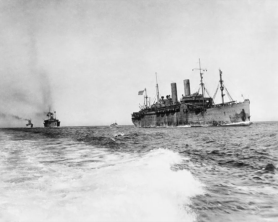 The American Navy, 1918 Convoy of American troopships and escorts at sea - leading GEORGE WASHINGTON, AMERICA, and DR KALB.