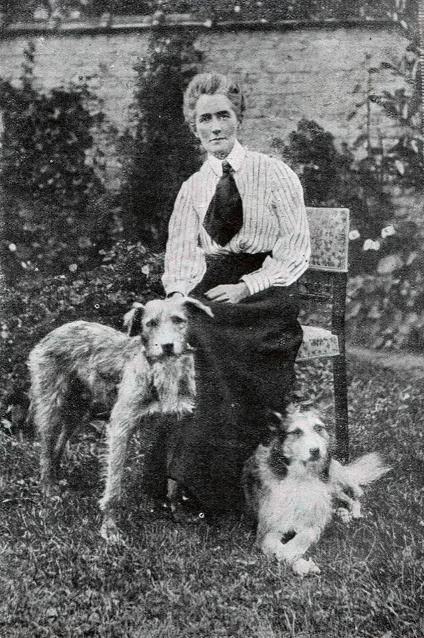 Photograph of Edith Cavell