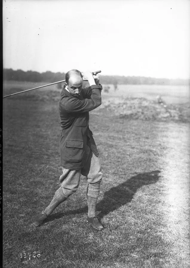 Harold Gillies playing golf at Chantilly, October 1913
